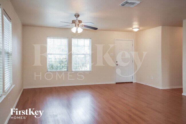 Photo - 7919 Raven Creek Ln