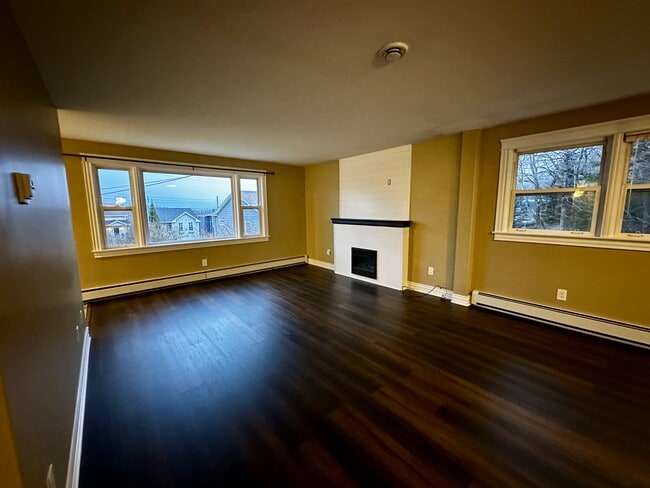 Photo - 109 Thistle St Unit 1