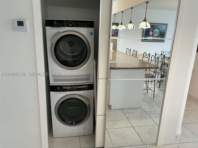 3725 S Ocean Dr Unit 306