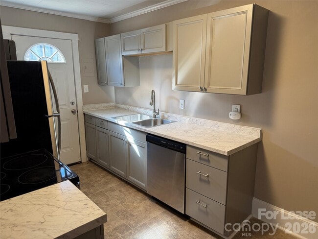 Photo - 1458 Anderson St Unit B