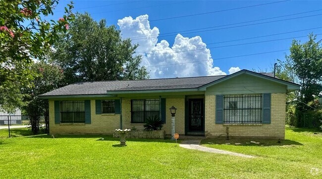 Building Photo - 601 Elsbeth Rd Rental