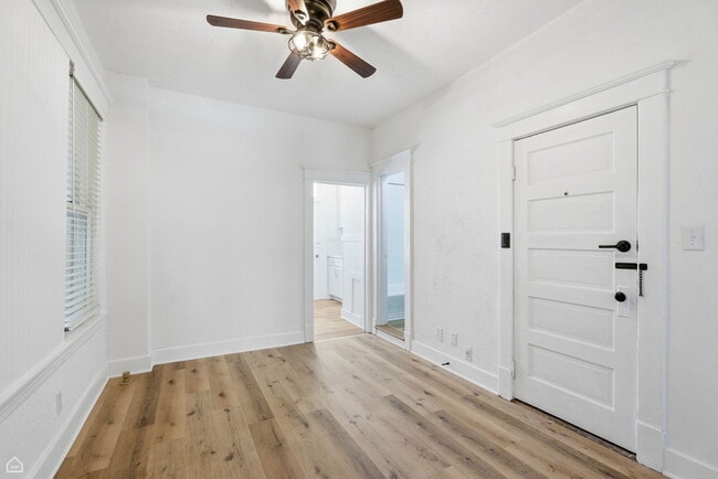 Photo - 107 1/2 Dean St Unit 2N