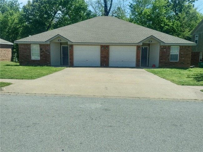 Photo - 341 Graystone Cir Townhome