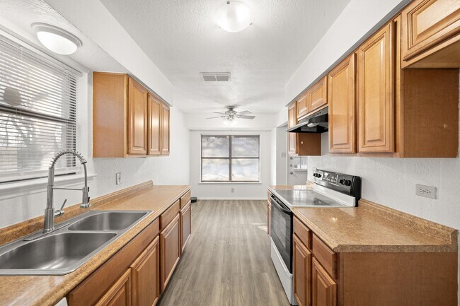 Photo - 7509 Echo Hill Dr