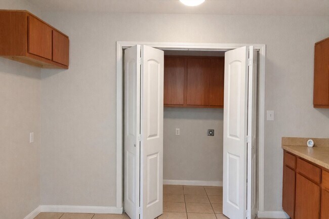 Photo - 134 S Bend Ct