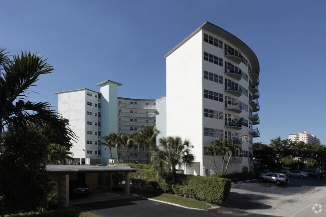 Photo - Le Cercle Condominiums