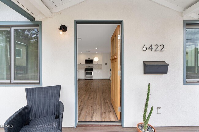 Photo - 6422 Elgin St