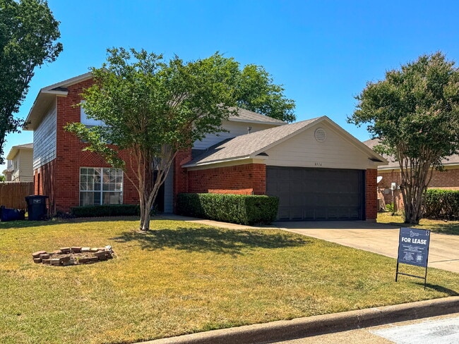 4-Bedroom, 2.5-Bath, 2 Story Home in Fort Worth!
