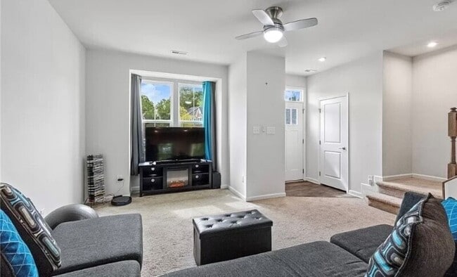 Photo - 4042 Grove Point Dr