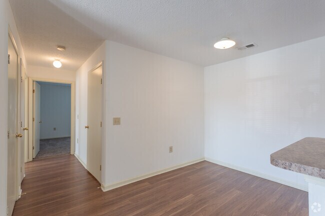 2HAB,2BA - 1,000 ft² - Pilot House Apartments - Tax Credit