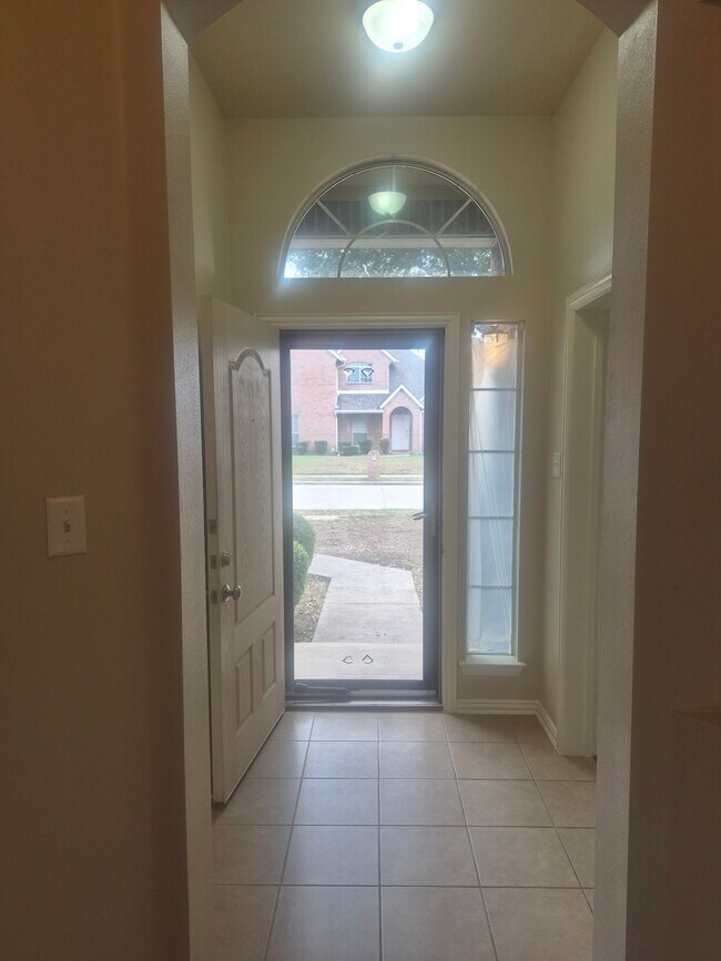 Photo - 709 Shady Meadow Ln