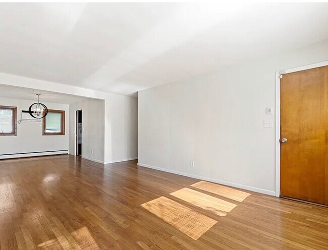 Photo - 861 Hobson St Unit 1