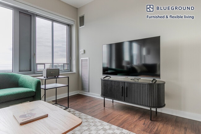 Photo - 121 W Chestnut St Unidad FL32-ID1292