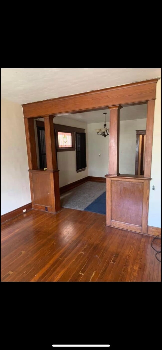 Photo - 115 Ledger St Unidad Ledger 1