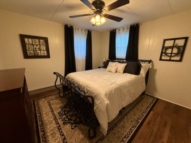 Photo - 701 Carson St Unit D