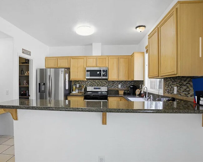 Photo - 751 Pino Ave