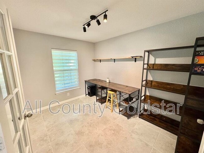 Photo - 11373 Visby Ave