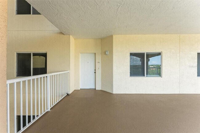 6312 Buford St Unit 704
