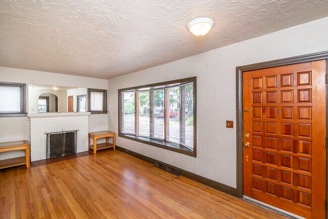 Photo - 800 Sylvan Ave