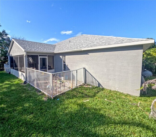 Photo - 1834 SW Gemini Ln