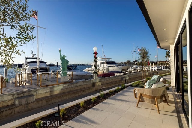 Photo - 130 S Bay Front