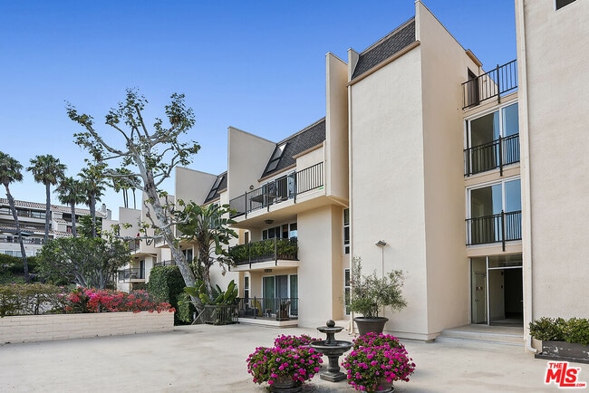 Photo - 23901 Civic Center Way Unit 122