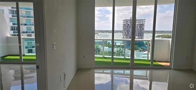 Building Photo - 7910 Harbor Island Dr Unit 1001 Rental