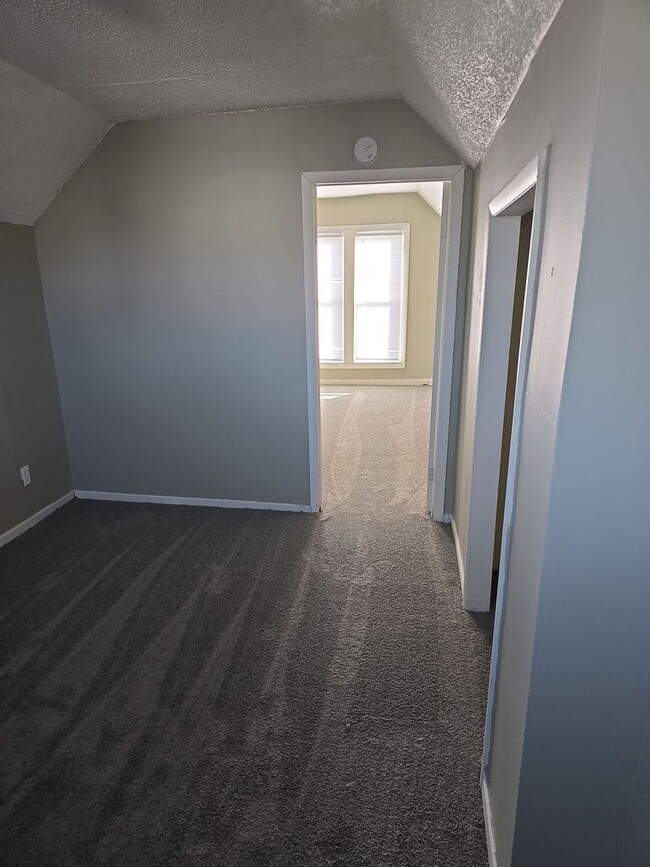 Photo - Update Spacious Home Near DownTown