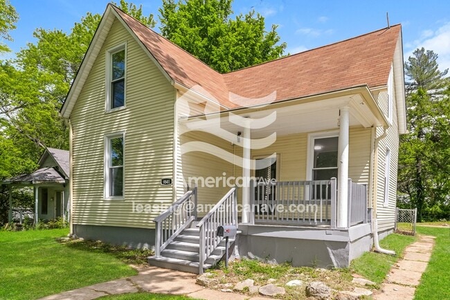 Photo - 8912 Huiskamp Ave