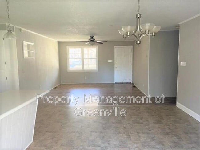 Photo - 1071 Lightwood Knot Rd