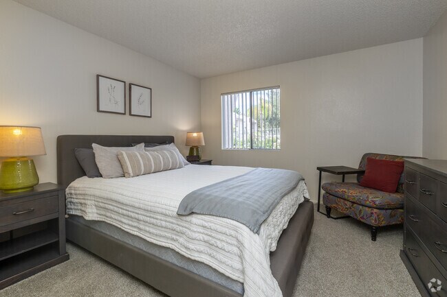 Mesquite: 1BR, 1BA - 580SF - Bedroom