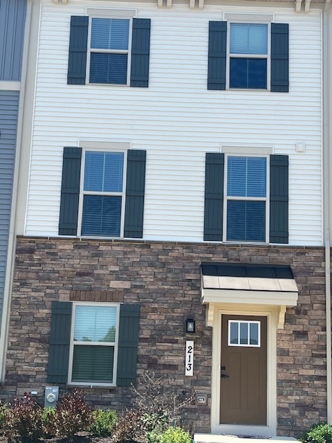 Building Photo - 213 Lyons Creek Dr Rental