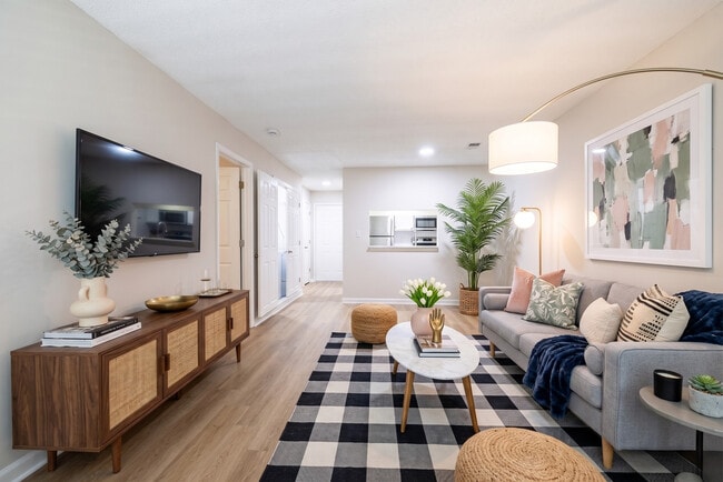Photo - Cardinal Apartments