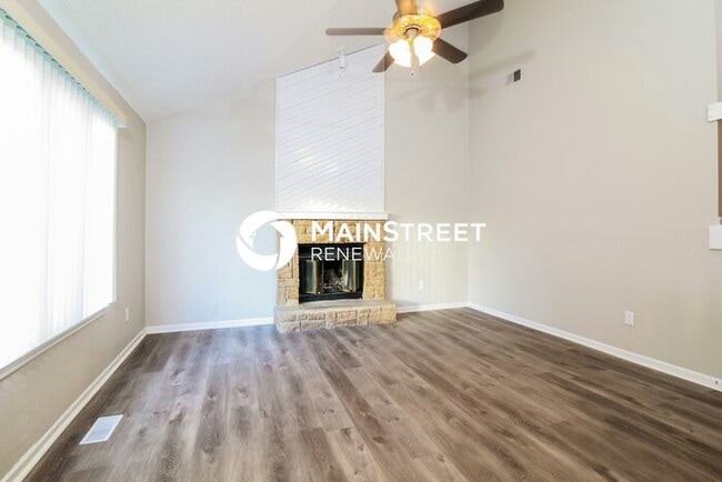 4 Bedroom Pet-Friendly Home in GRANDVIEW, MO with Main Street Renewal