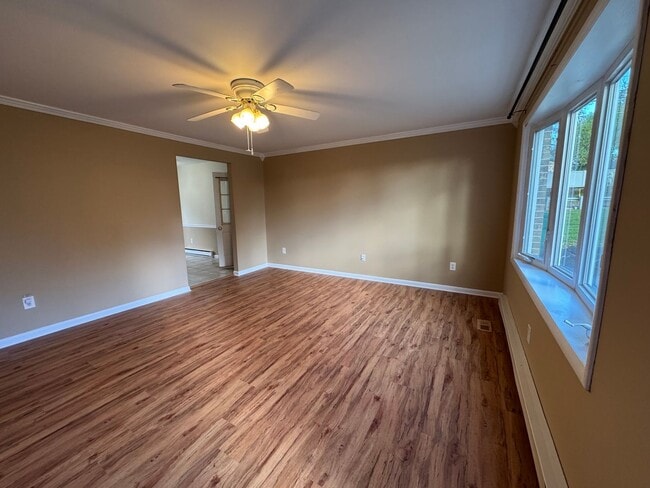 Photo - 1341 Scenery Dr