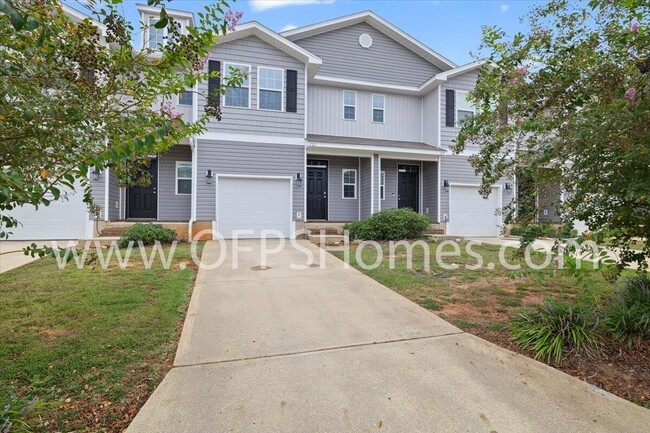 Photo - 121 Iron Horse Dr E Townhome