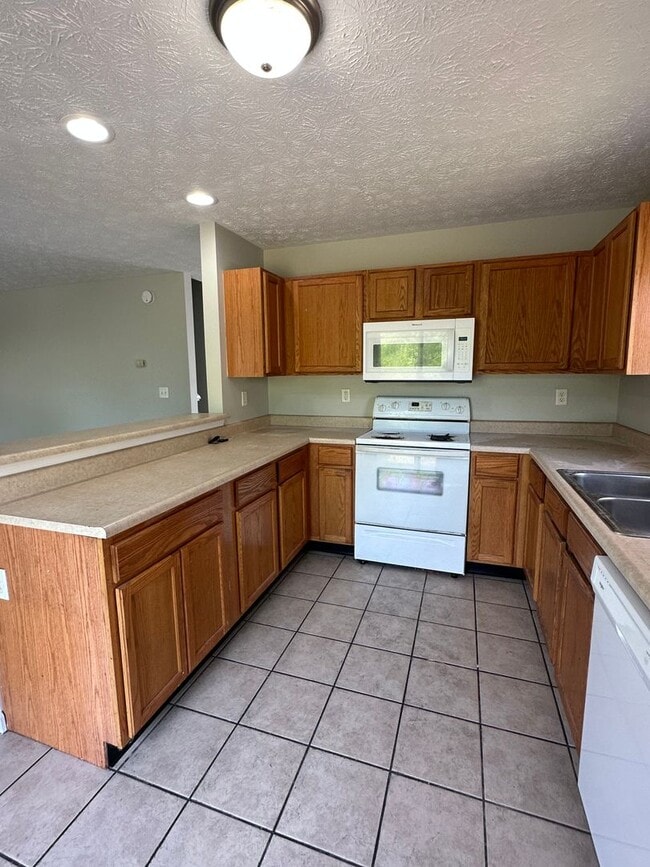 3891-3895 Ledyard St.