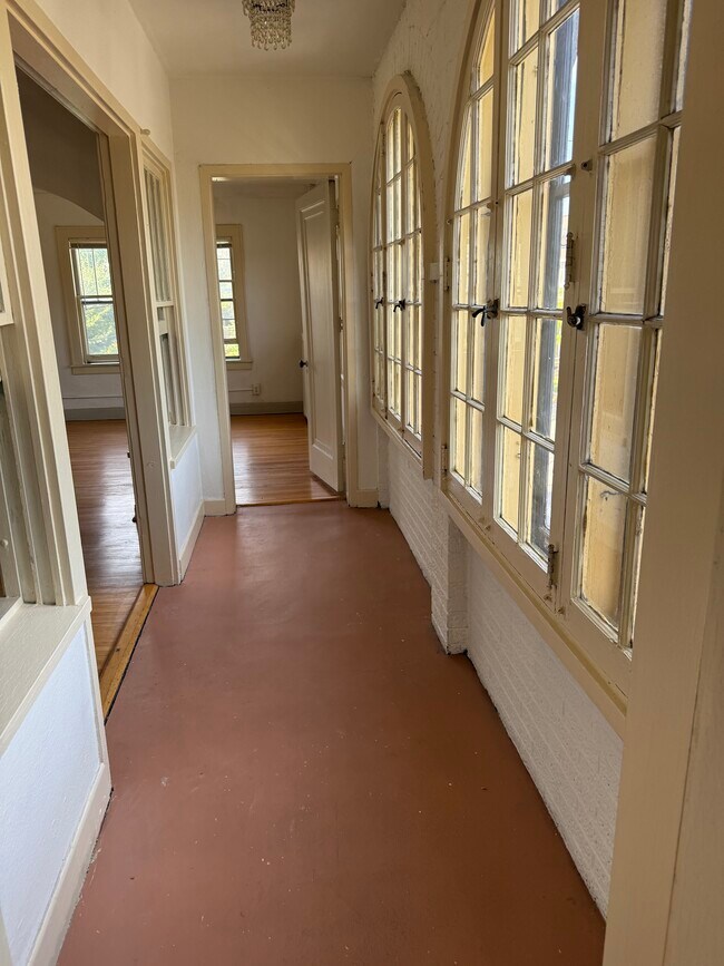 St. Clair Court Apartments