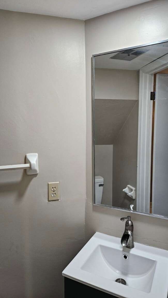 Photo - 1998 Nicklaus Dr