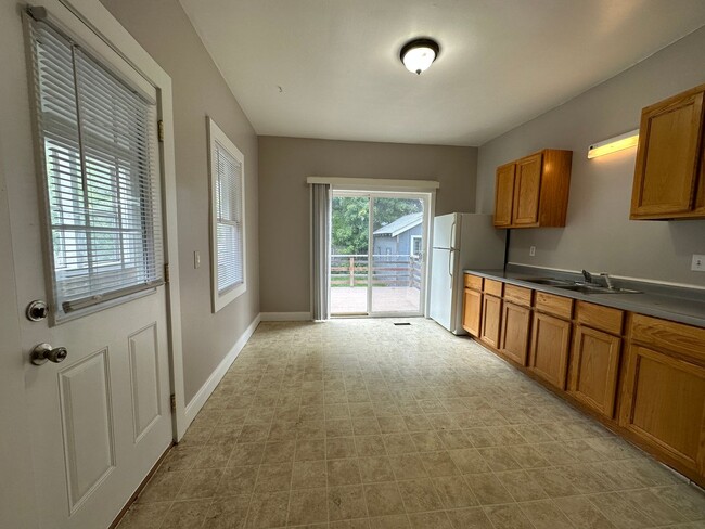 Photo - 1503 North