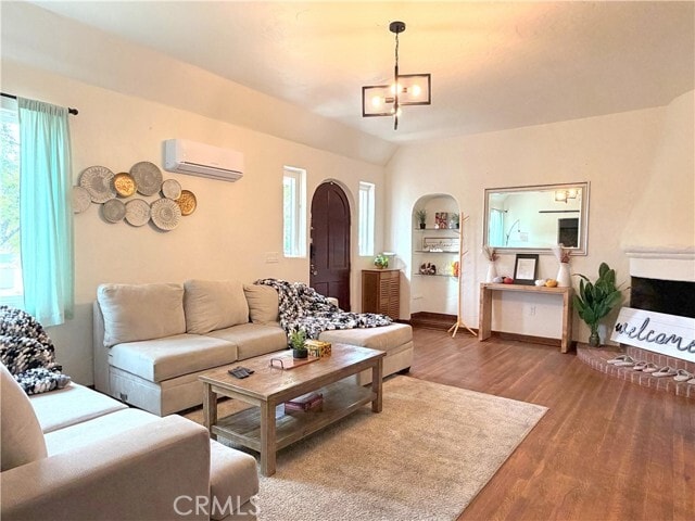 Photo - 522 Westminster Ave