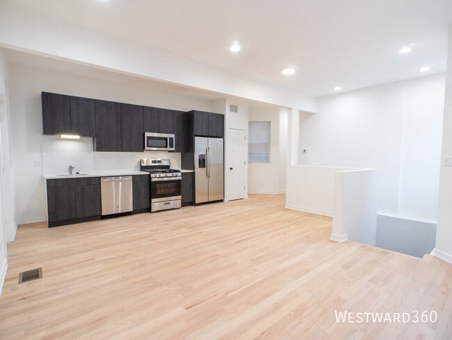 Photo - 4853 N Kenmore Ave Unit 1R