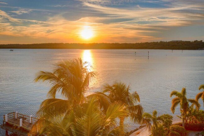 Photo - 8800 Bay Pines Blvd Unidad 312