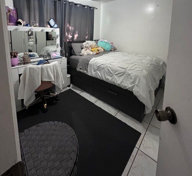 Photo - 1269 NW 31st St