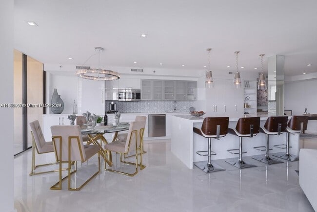 Photo - 19355 Turnberry Way Unit furnished #12B