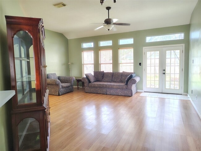 Photo - 2950 Highland Lakes Dr