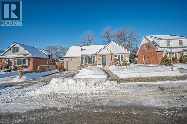 Photo - 60 W 1st St