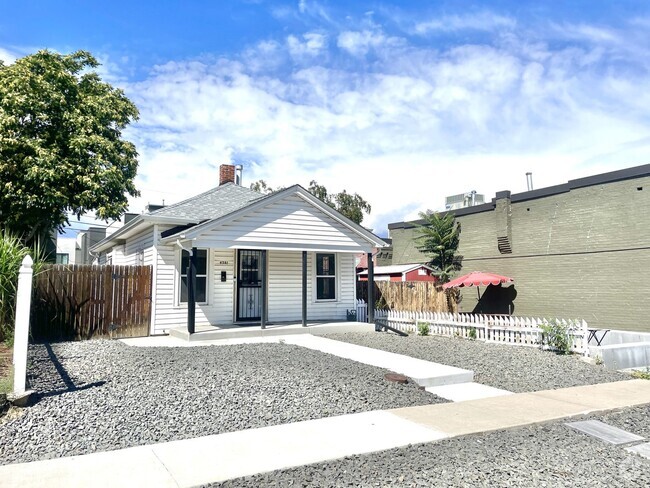 Building Photo - Two Bedroom Single Family In Berkeley Neig... Rental