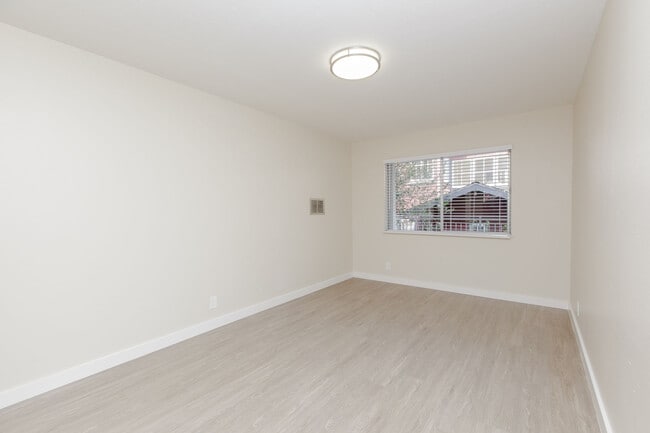 Photo - 630 Mariposa