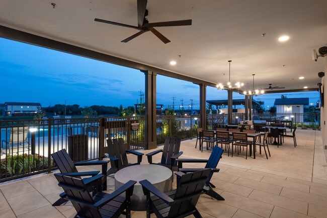 Photo - Collection Schertz Station